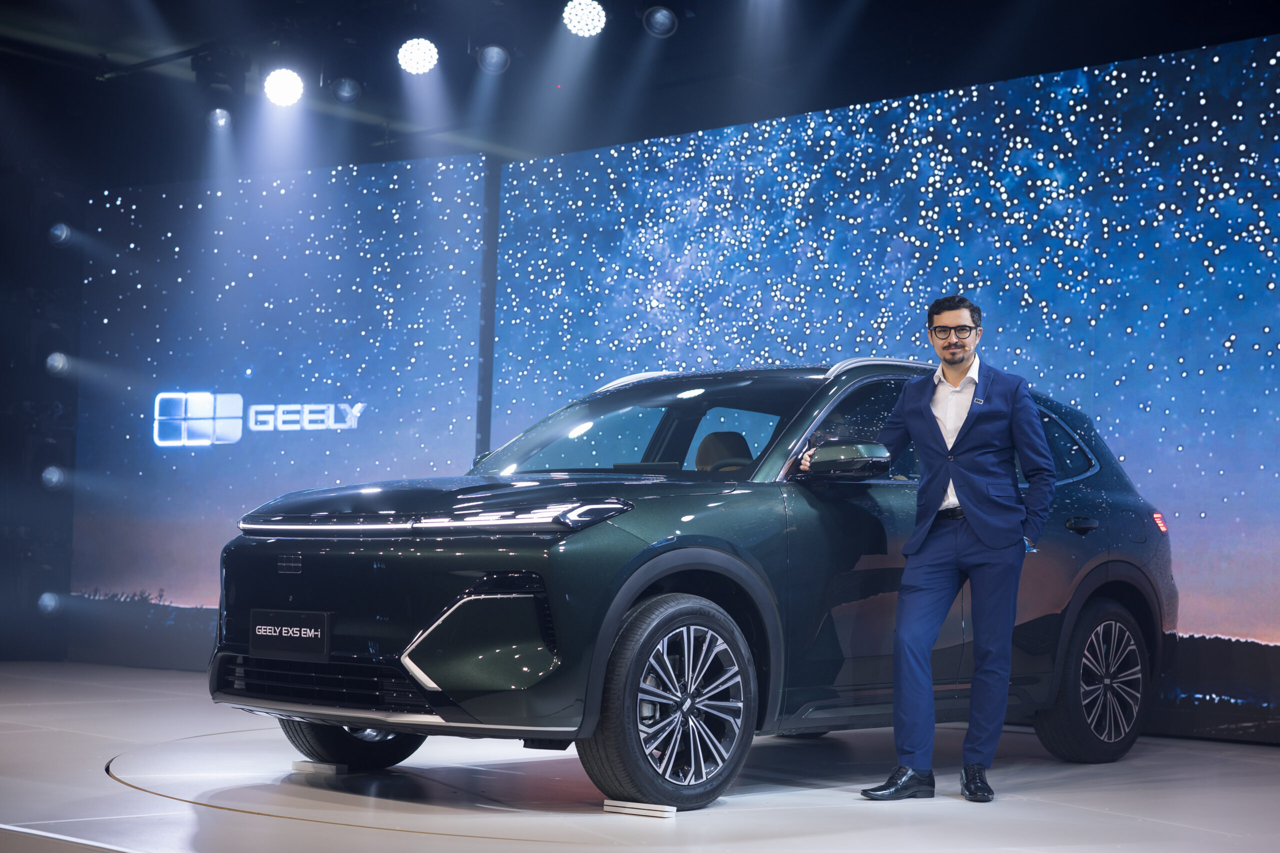 Alex Caetano, Geely