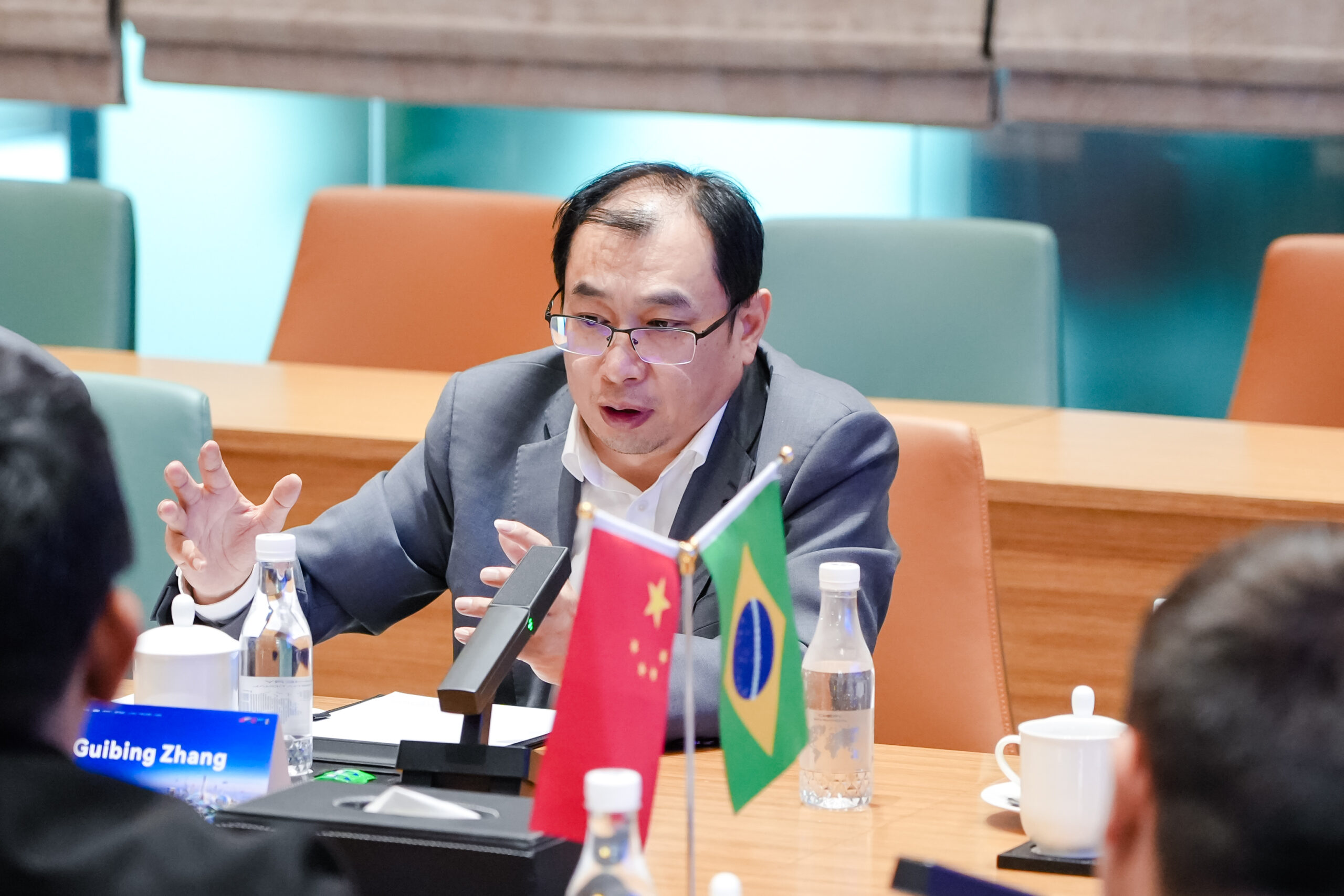Zhang